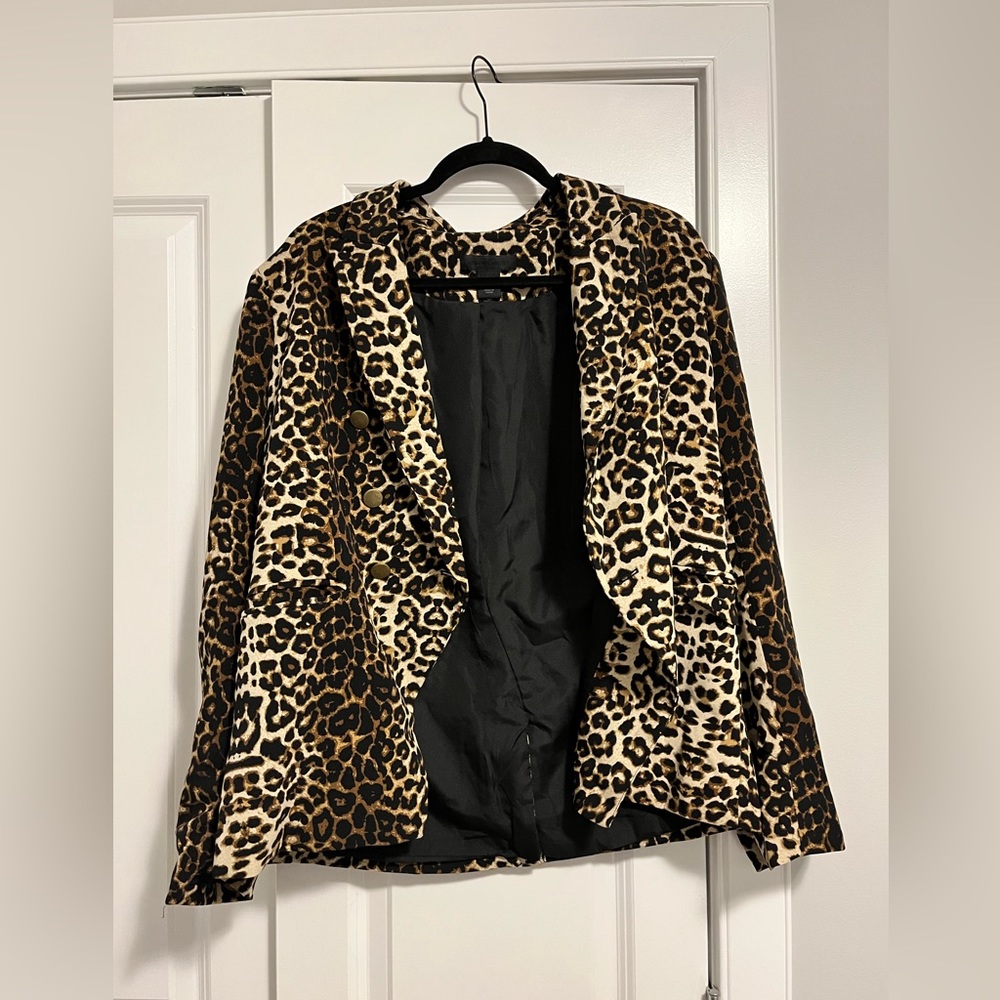 Large leopard blazer - Picture 2 of 4